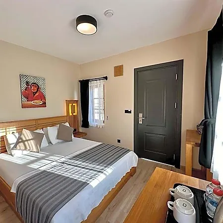 Konagi Hotell